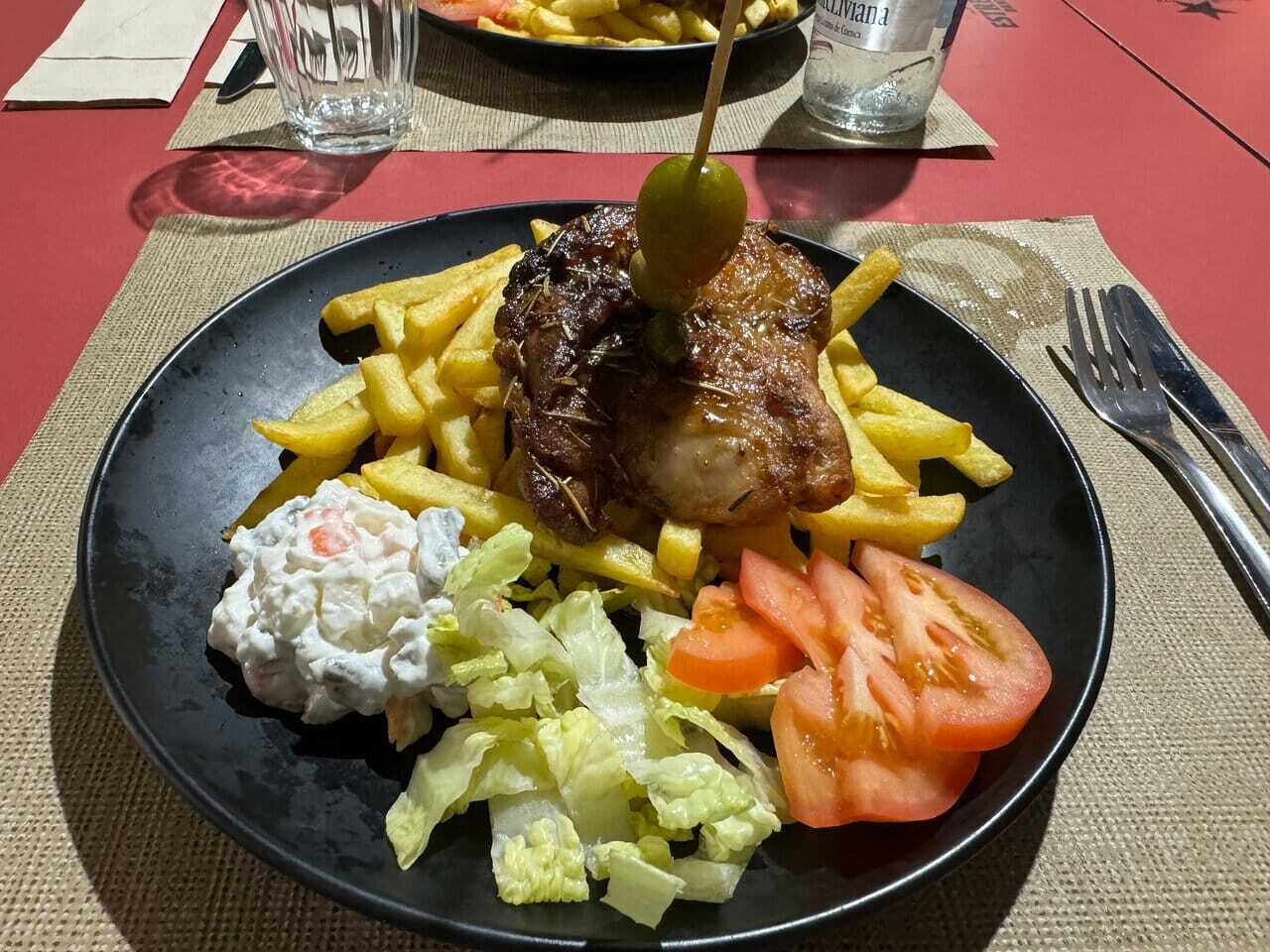 PUNTO FUERTE cocina & pizzeria