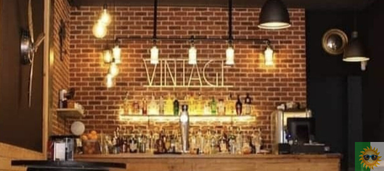 Vintage Bar