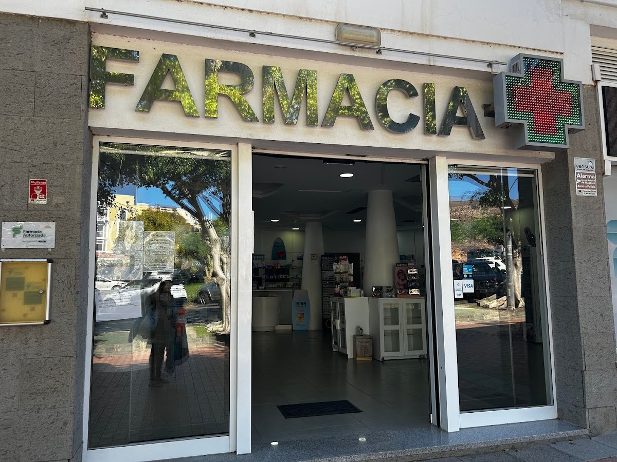 Farmacia El Faro Gda. Cecilia García Morales